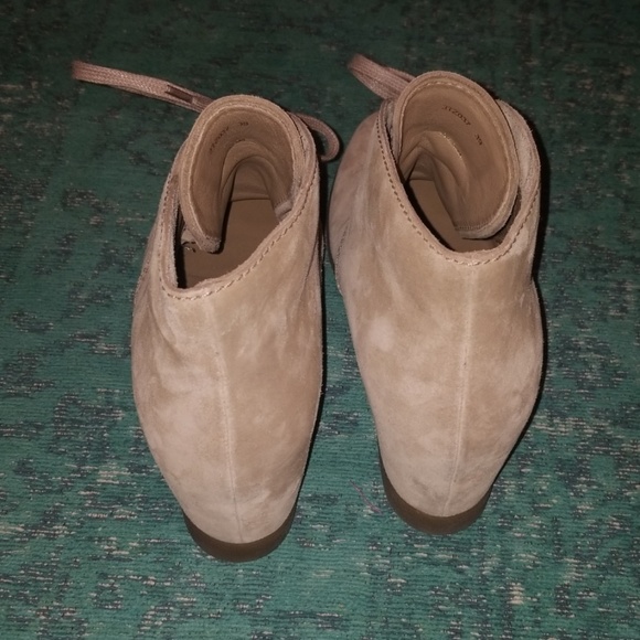 Like new Prada hidden wedge bootie - Picture 3 of 4